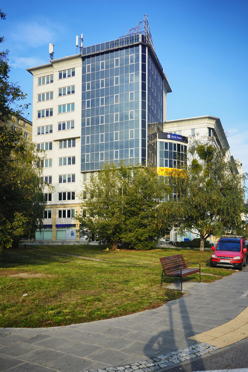 Zdjęcie architektury budynku Budynek biurowy